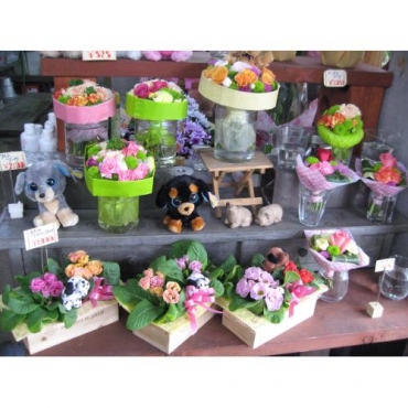 「花の店ハナセン」　（福島県福島市）の花屋店舗写真2